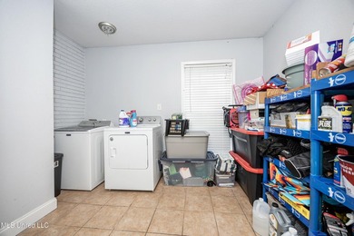 This home is BEAUTIFUL! Fully remodeled in 2019 and nestled in - photo 50