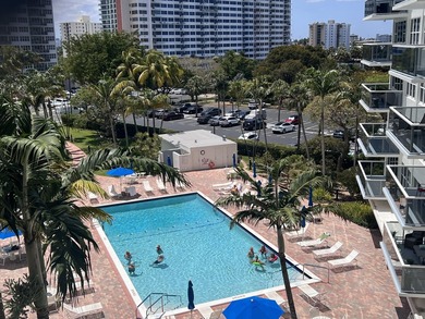 SUNNY & SPACIOUS 1BD/1BA TURNKEY UNIT ACROSS FROM THE SANDY - photo 22