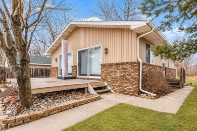 Welcome to your private escape on Houghton Lake! This - photo 1