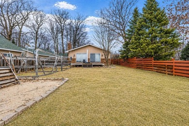 Welcome to your private escape on Houghton Lake! This - photo 6