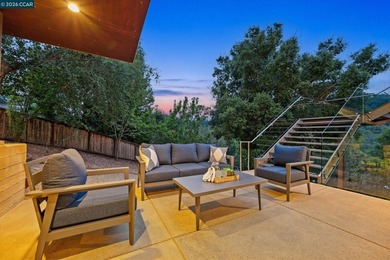 Custom designed by renowned Bay Area architects EnvelopeAD and - photo 10