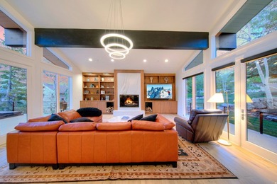 Sophisticated mountain living meets enviable in-town convenience - photo 19