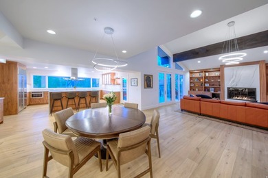 Sophisticated mountain living meets enviable in-town convenience - photo 23