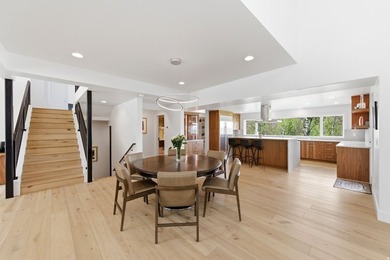 Sophisticated mountain living meets enviable in-town convenience - photo 24