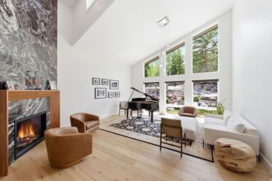 Sophisticated mountain living meets enviable in-town convenience - photo 43