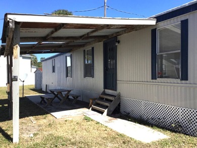 Looking for an affordable Florida getaway or year-round home in - photo 3