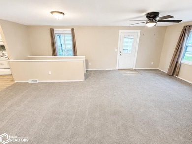Completely remodeled from top to bottom, this 3-bedroom, 1-bath - photo 7
