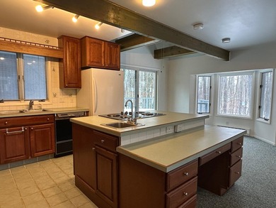 Large Michaywe home on a quiet cul-de-sac set in the wood. This - photo 8