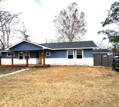 Eagle Mountain Lake Home For Sale in Azle Texas