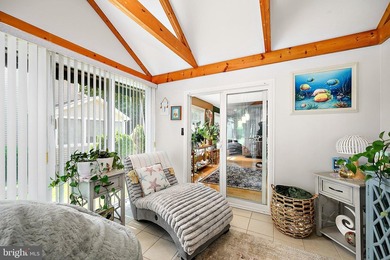 Well-kept 3BR/2BA rancher on a corner lot in the desirable - photo 5