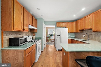 Well-kept 3BR/2BA rancher on a corner lot in the desirable - photo 6