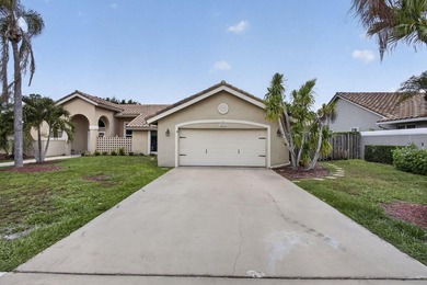 Welcome to this beautifully maintained 3-bedroom, 2-bathroom - photo 5