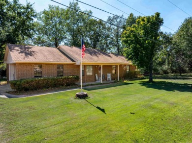 Lake Home For Sale in Cave City, Arkansas