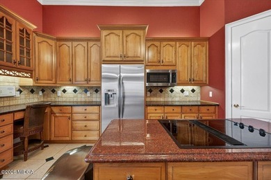 Custom-Built, one owner home with breath taking views on Lake - photo 13