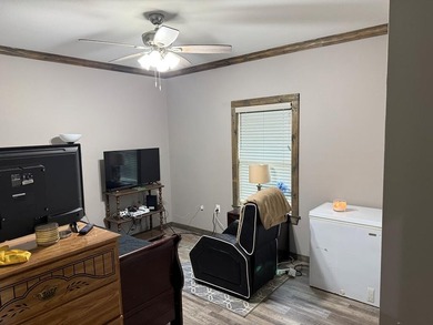 This home has 3 bedrooms and 2 bathrooms, the split-bedroom - photo 13