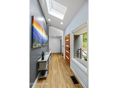 FRESH NEW PRICE AND A BRAND NEW DECK! Stunning mid-century - photo 4