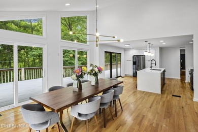 FRESH NEW PRICE AND A BRAND NEW DECK! Stunning mid-century - photo 9