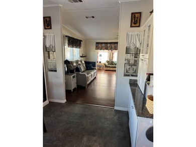 Easy Living Starts Here! 55+ plus 3/2 Golfing Community Gated - photo 3
