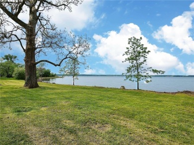Lake Lot For Sale in Aurora, New York