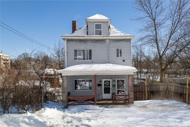 (private lake, pond, coastal) Home Sale Pending in Pittsburgh Pennsylvania