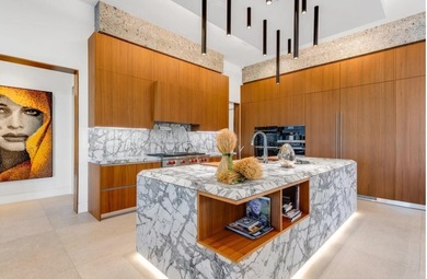 A property of this scale, beauty, and exclusivity is a - photo 15