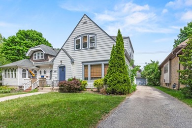 Nestled in the heart of highly sought after Shorewood, this - photo 16