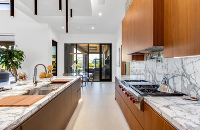 A property of this scale, beauty, and exclusivity is a - photo 20