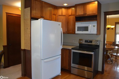 Wonderful 4 bedroom home in lovely McIntosh subdivision with - photo 21