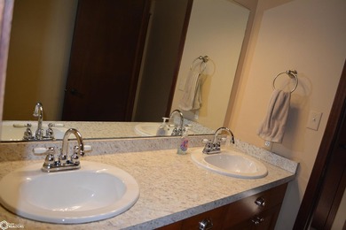 Wonderful 4 bedroom home in lovely McIntosh subdivision with - photo 24