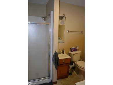 Wonderful 4 bedroom home in lovely McIntosh subdivision with - photo 26