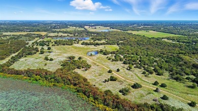 A property of this scale, beauty, and exclusivity is a - photo 27