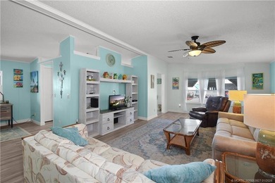 Don't miss this one! Rare end unit on a quiet Cul-De-Sac and an - photo 27
