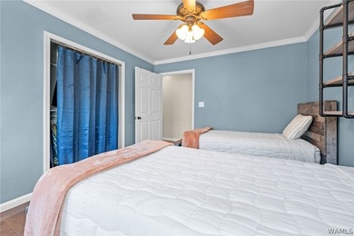Rare opportunity to own a beautifully situated property just - photo 30