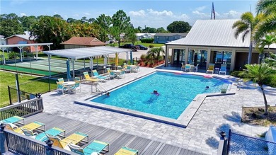Don't miss this one! Rare end unit on a quiet Cul-De-Sac and an - photo 45