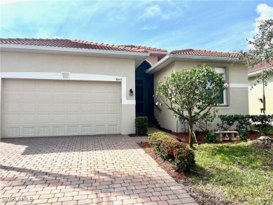 Lake Home For Sale in Fort Myers, Florida