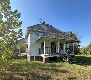 (private lake, pond, creek) Home Sale Pending in Sandborn Indiana