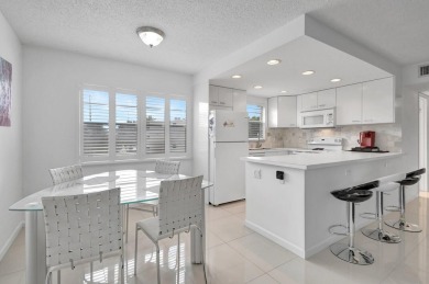 Lake Condo For Sale in Deerfield Beach, Florida