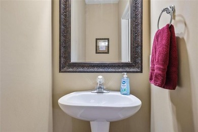 Welcome to this charming home in the highly sought-after Mirror - photo 14
