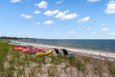 Nestled in the exclusive Hampton Court & Marina community at 580 - photo 17