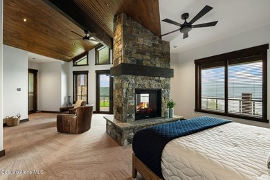 Arriving through a private gated hillside enclave just east of - photo 48
