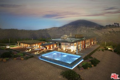 Striking James Bond-esque compound, artfully located on 20 acres - photo 1