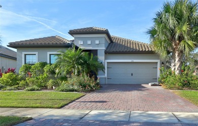 Lake Tohopekaliga Home For Sale in Kissimmee Florida