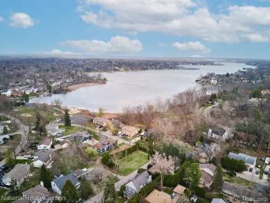 Upper Straits Lake Lot For Sale in West Bloomfield Michigan