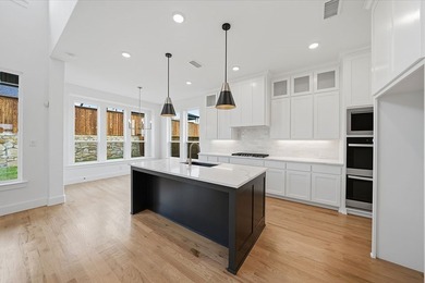 Popular open concept home features a dramatic two-story entry - photo 15