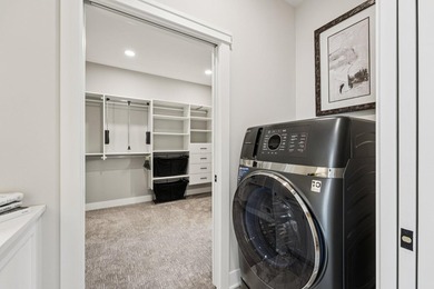 Welcome to the epitome of luxury living tailored for the - photo 25