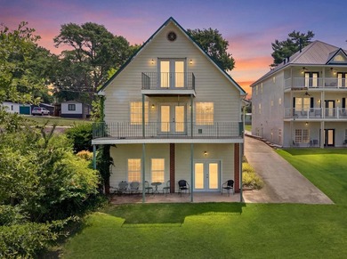 Welcome to lakefront living on Lyman Lake. This 2,796 sq. ft - photo 1
