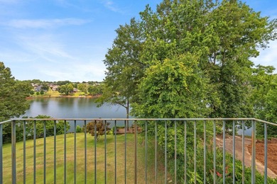 Welcome to lakefront living on Lyman Lake. This 2,796 sq. ft - photo 5