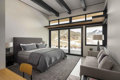 Stunning single-level Mountain Modern home with exceptional - photo 31