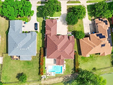 This is what Waterview is meant to be. Direct lake access right - photo 33