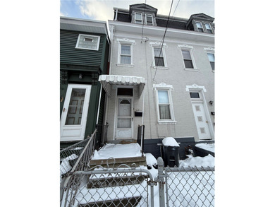 Lake Home For Sale in Lawrenceville, Pennsylvania